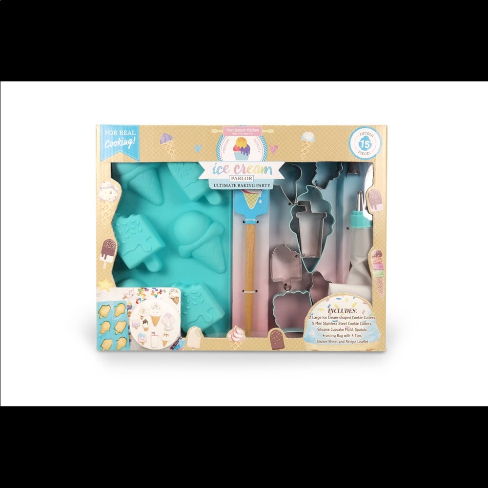 Ice Cream Parlor Ultimate Baking Party Set